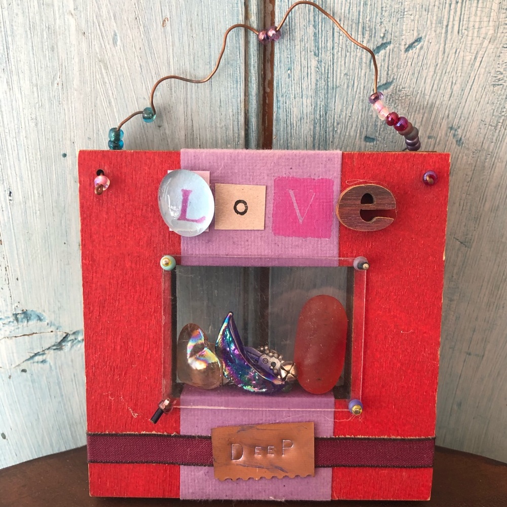 “Love Deep” artisan made little wall hanging in red & purple